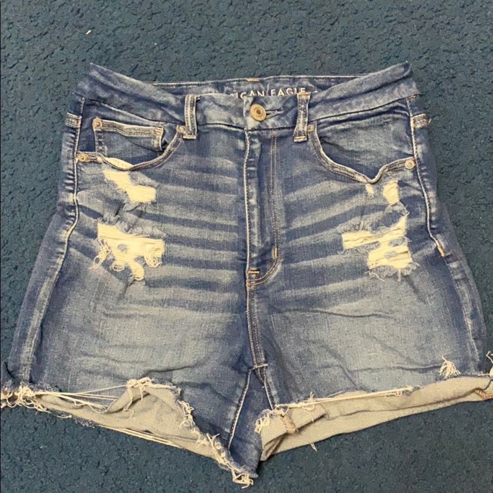 🦋 - American Eagle Curvy Shorties